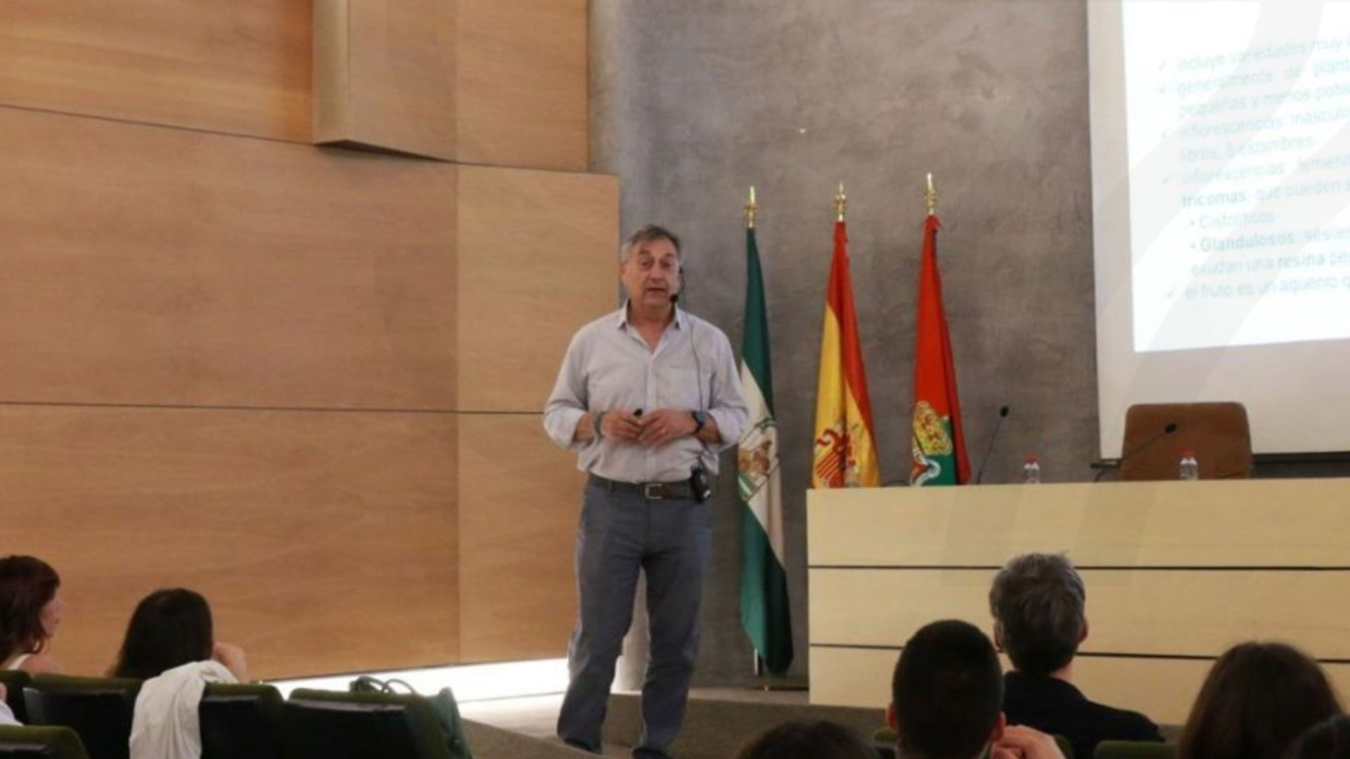 Formación sobre CBD para farmacéuticos COF Granada