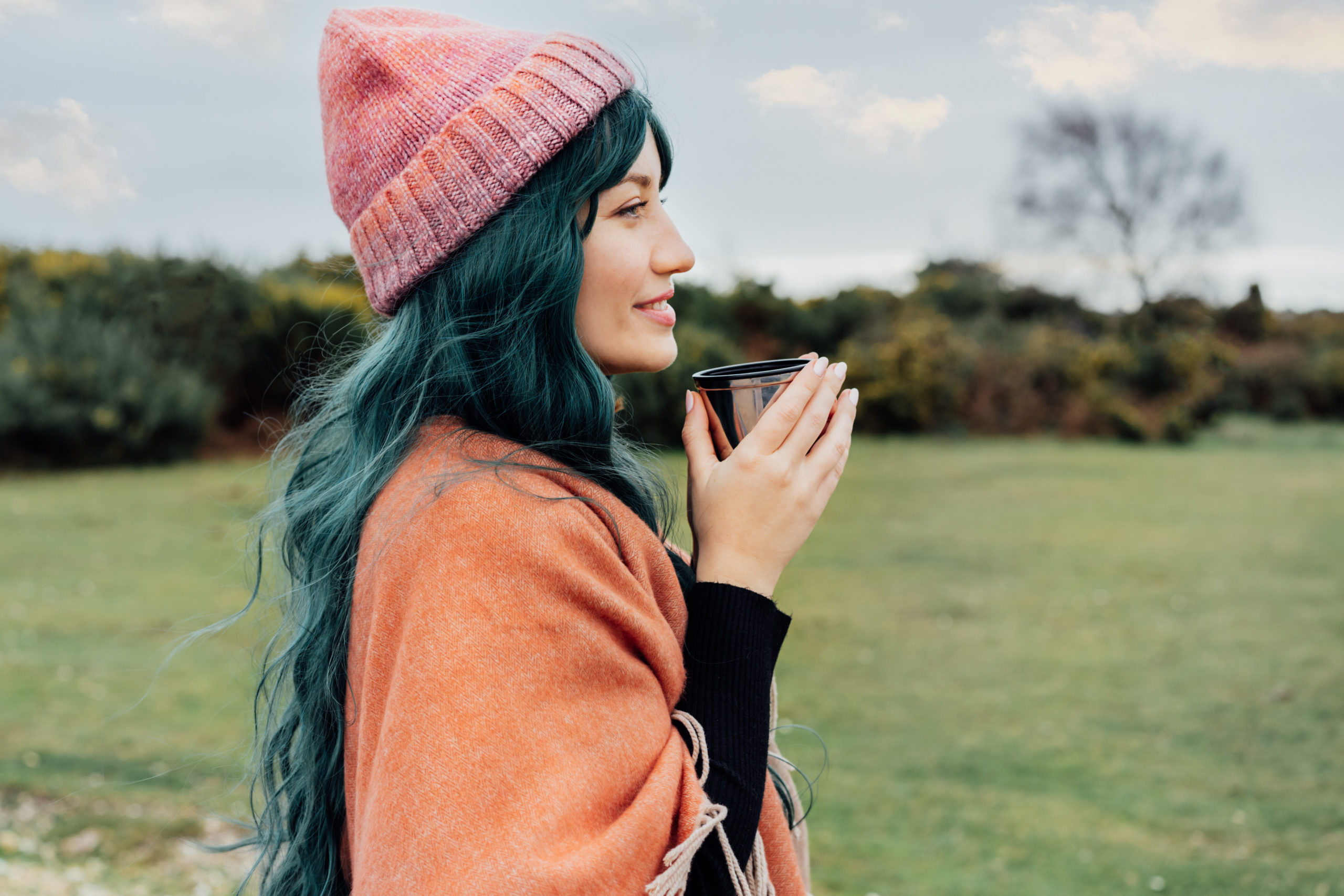 Mujer con infusión CBD